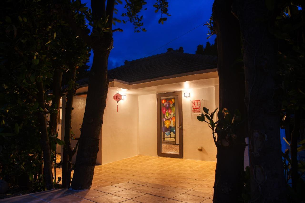 Adan Resort 灯 - Lamp - Motobu Luaran gambar